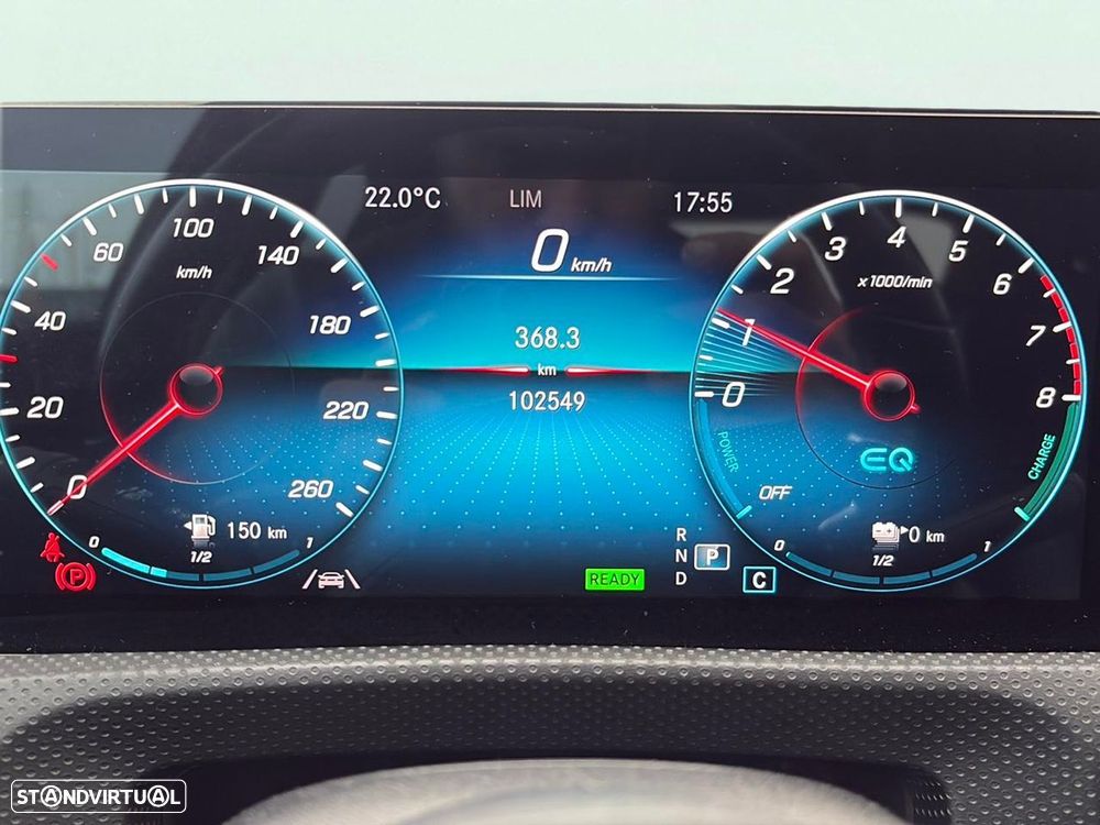 Mercedes-Benz A 250 Limousine e AMG Line - 11