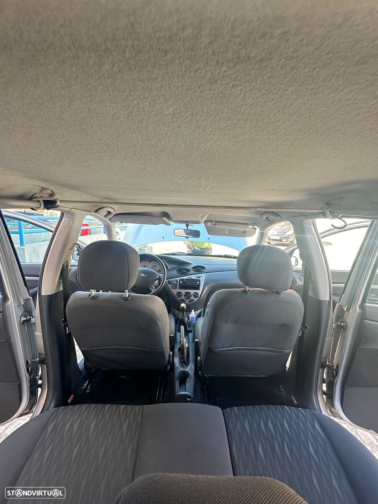 Ford Focus 1.8 TDCi Ghia - 14