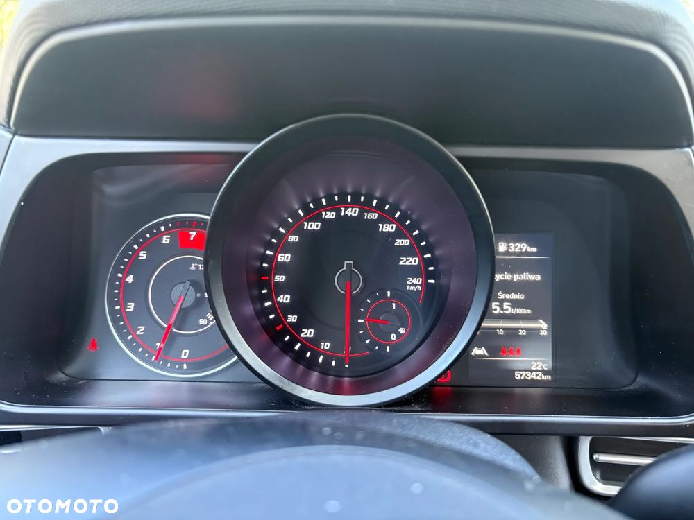 Hyundai Elantra 1.6 Smart - 8