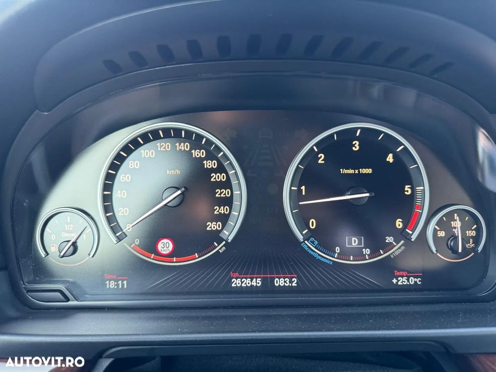 BMW Seria 5 535d xDrive Aut. Luxury Line - 15