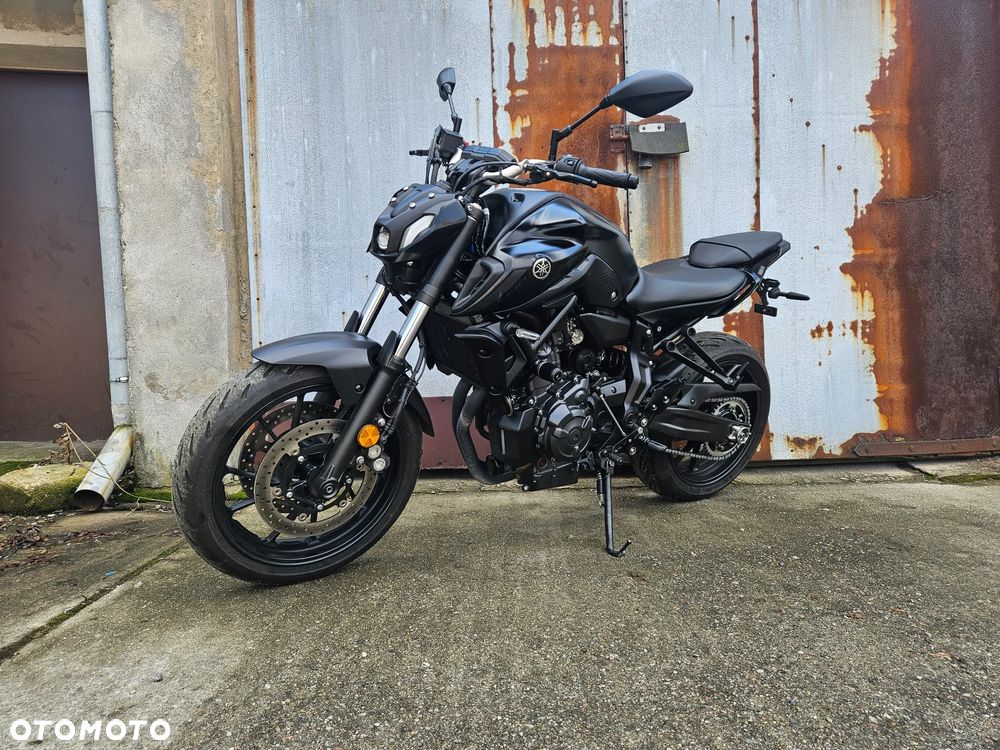 Yamaha MT - 6