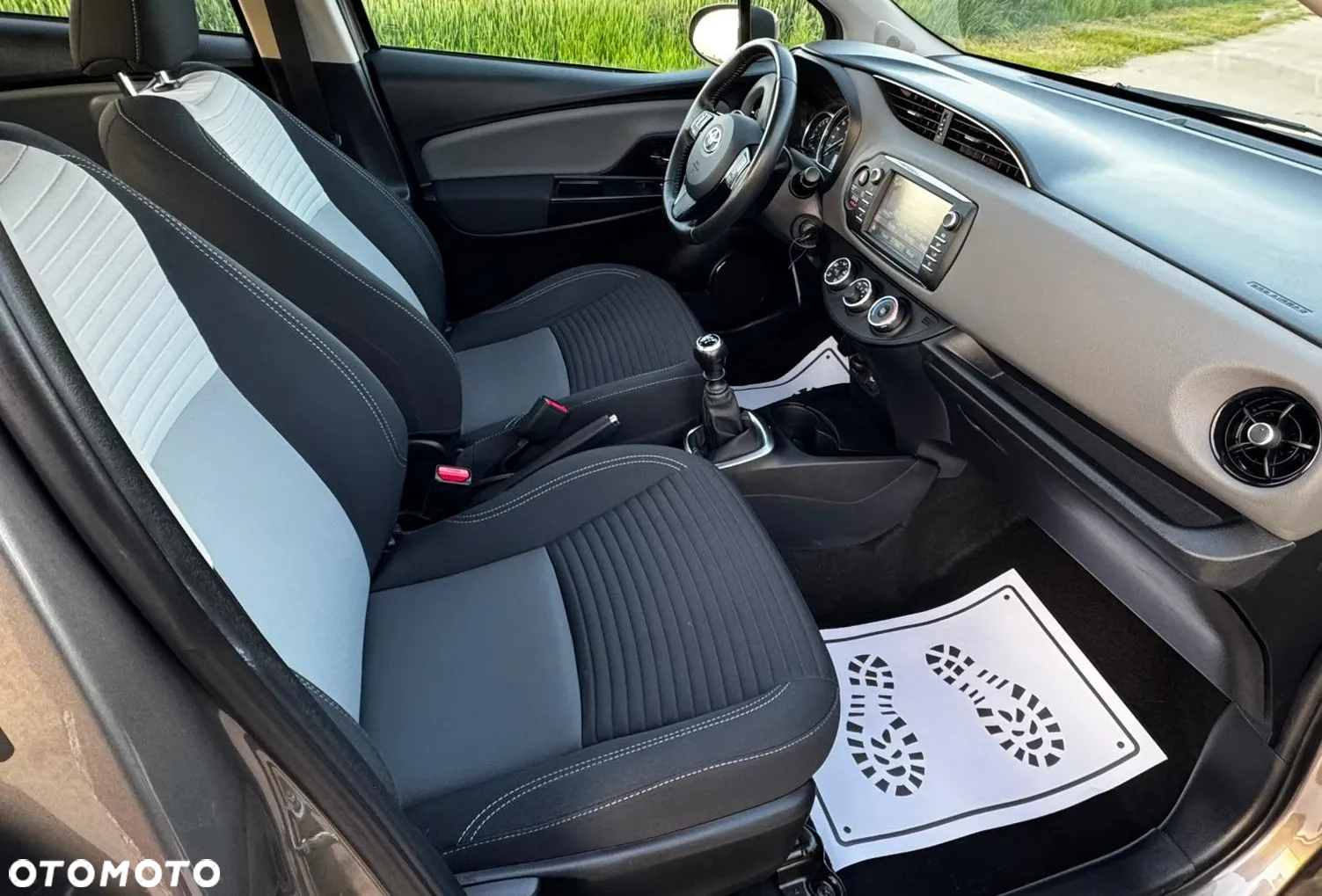 Toyota Yaris - 15