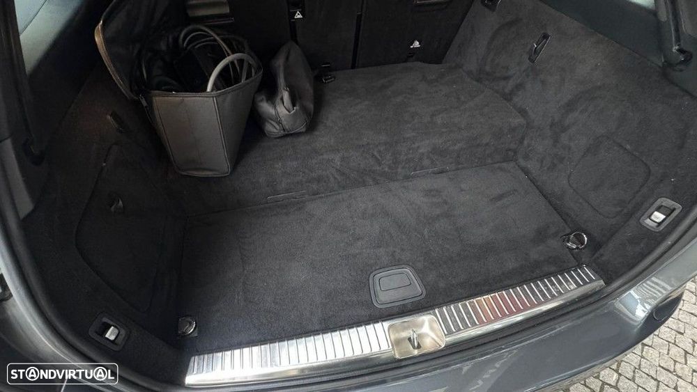 Mercedes-Benz C 300 de AMG Line - 8