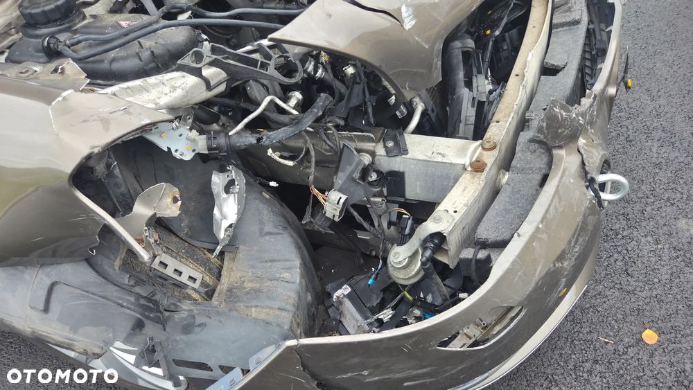 Mercedes-Benz Klasa B 200 (BlueEFFICIENCY) - 12