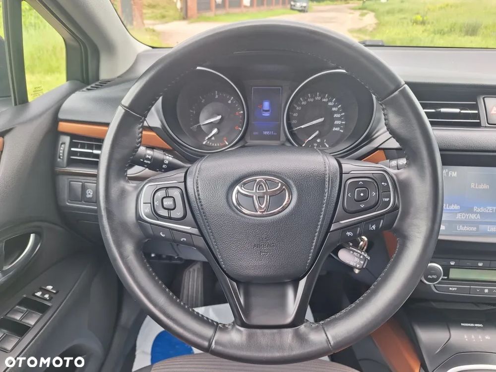 Toyota Avensis 2.0 D-4D Active Business - 8