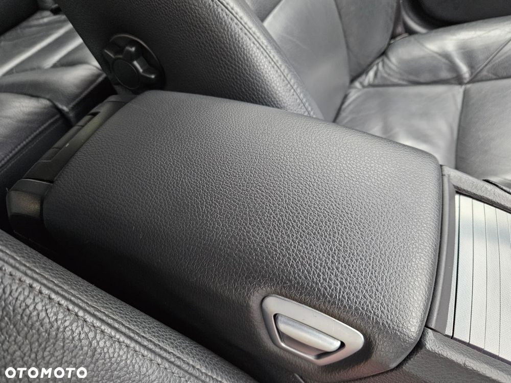 Volvo V70 2.4 Summum - 35