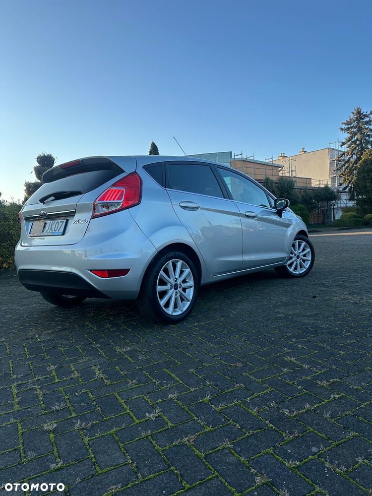 Ford Fiesta 1.5 TDCi Titanium - 11