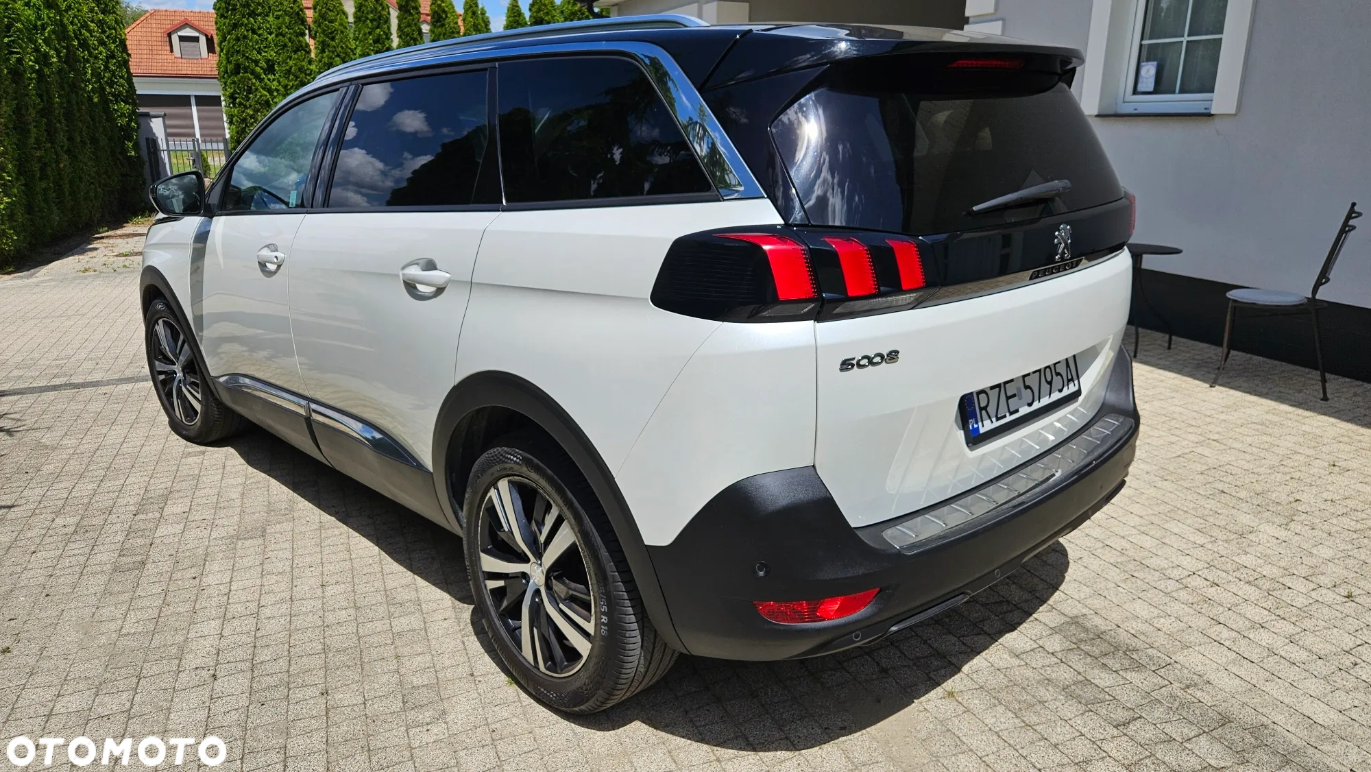 Peugeot 5008 1.6 THP Allure S&S EAT6 - 3