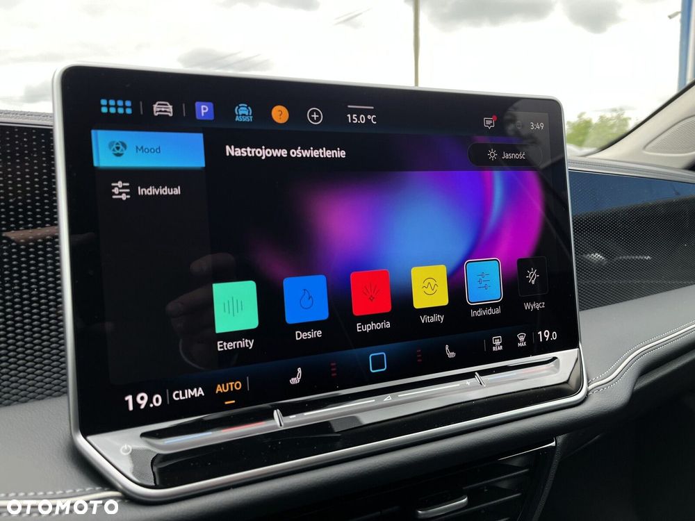 Volkswagen Passat Variant 2.0 TDI SCR Business DSG - 22