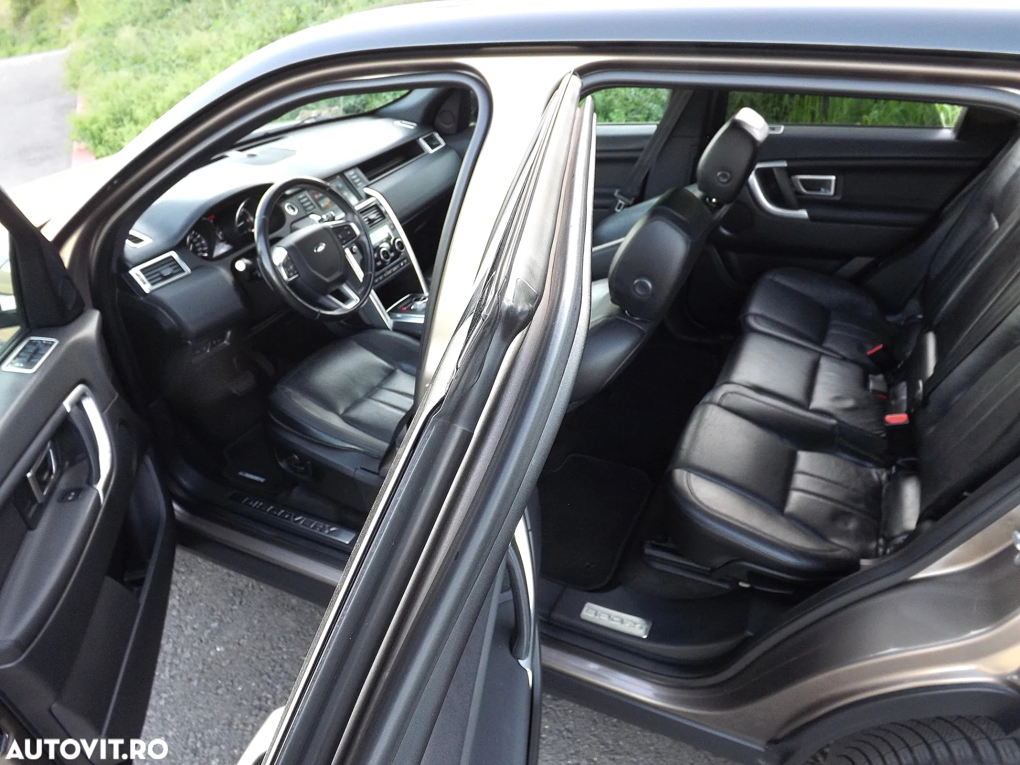 Land Rover Discovery Sport 2.0 l TD4 HSE Luxury Aut. - 8