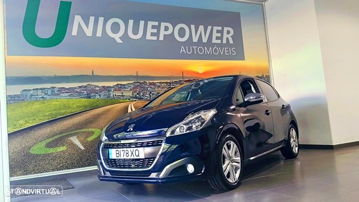 Peugeot 208 1.2 PureTech Signature - 9