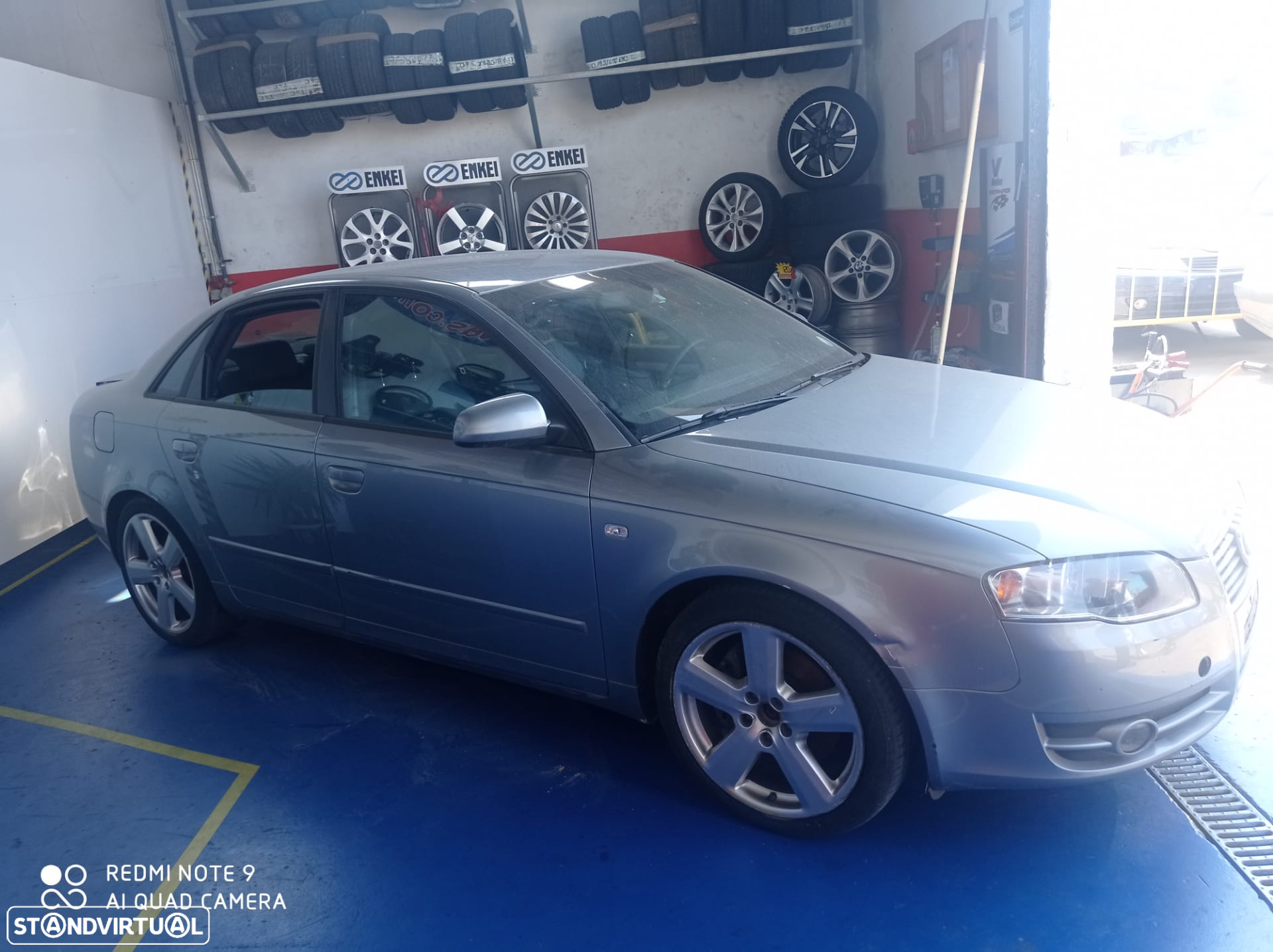 Audi A4 (B7) S-line 3.2 fsi V6 Quattro - 2