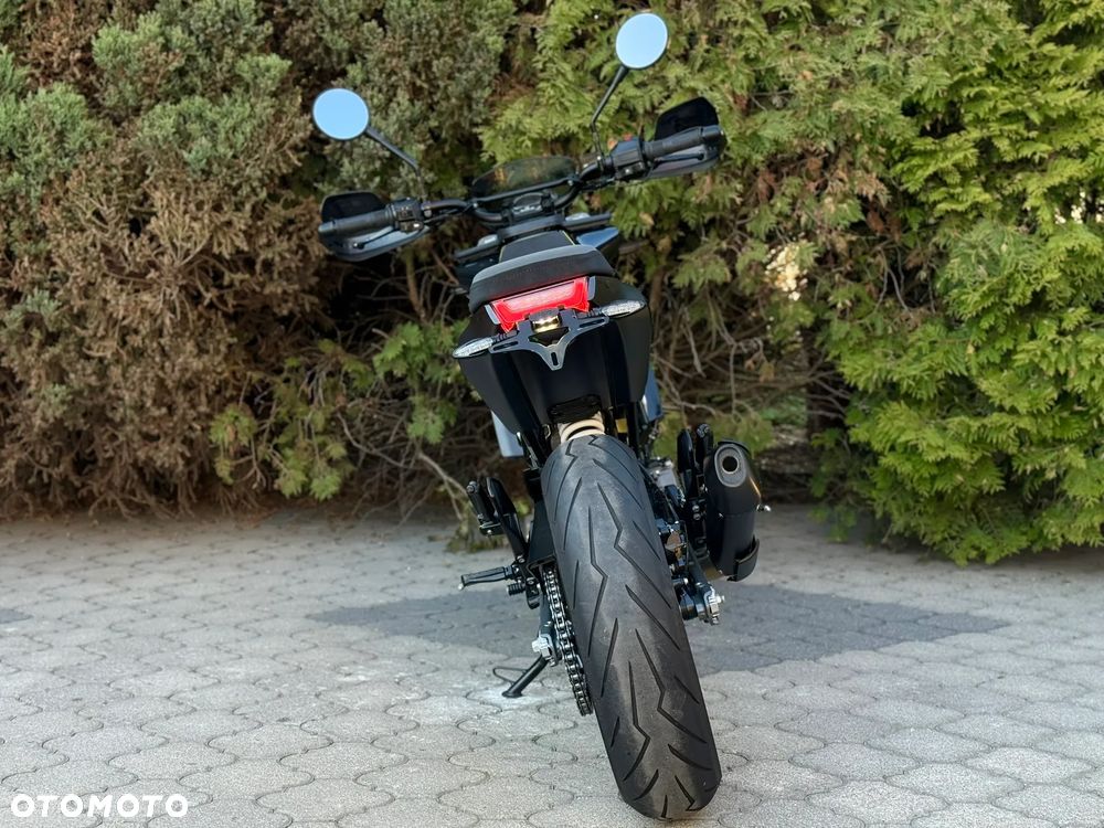 Husqvarna Svartpilen - 4