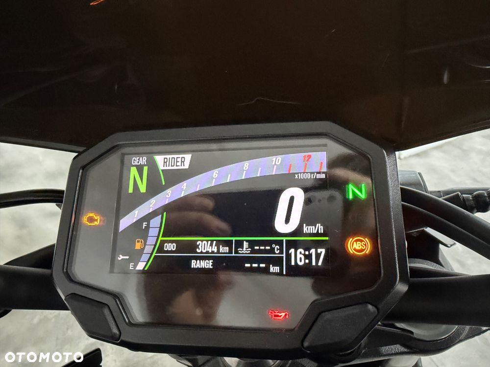 Kawasaki Z 900 - 7