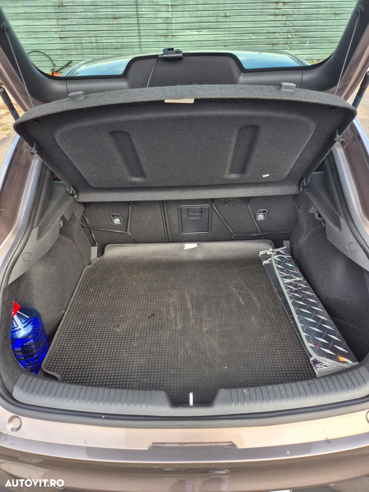 Hyundai i30 1.5 T-GDI MHEV 160CP Highway - 12