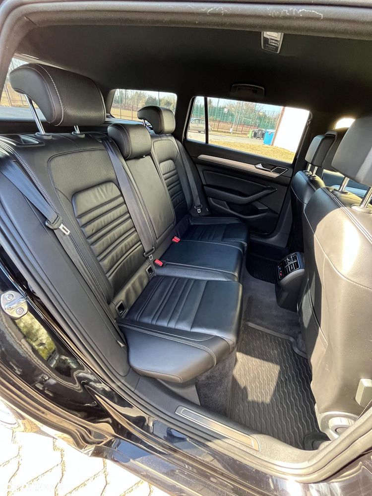 Volkswagen Passat - 22