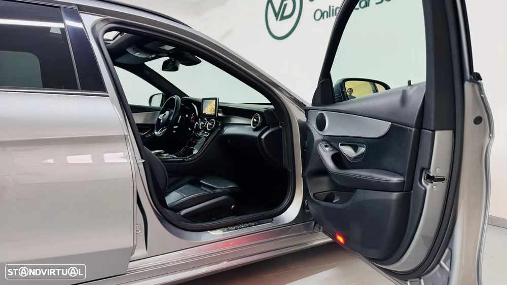 Mercedes-Benz C 300 h AMG Line - 52