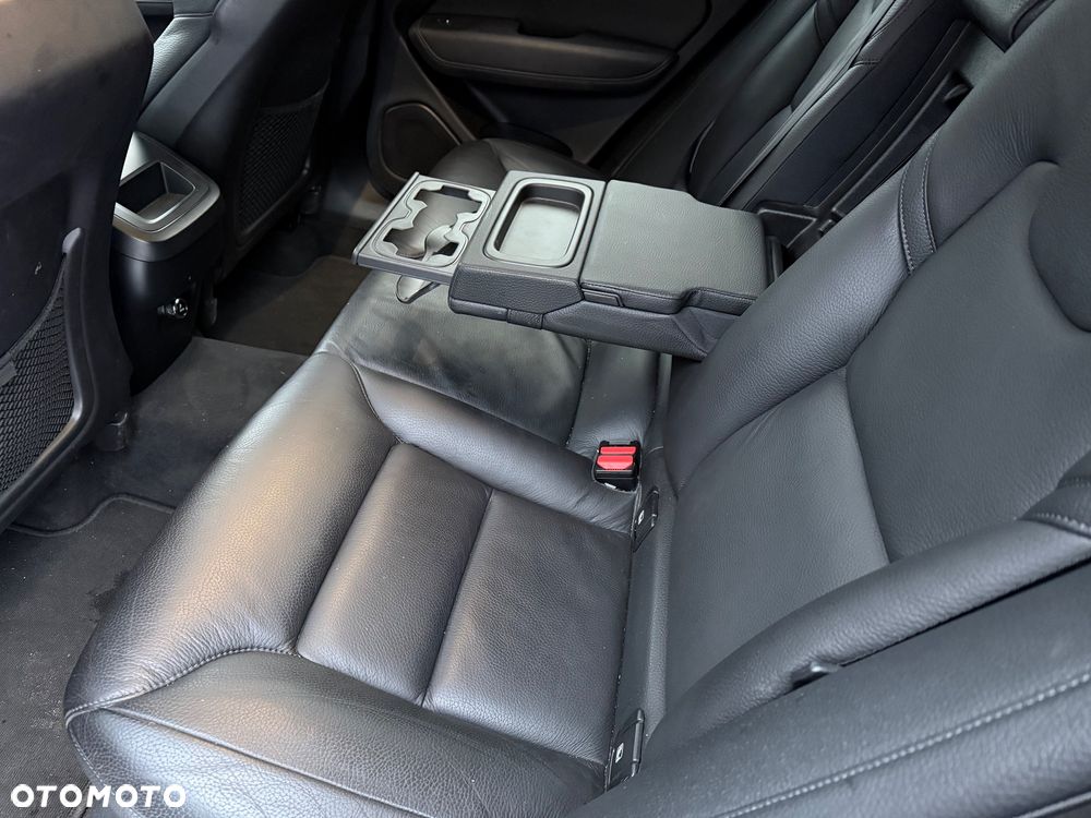 Volvo XC 60 D4 Geartronic Momentum Pro - 31