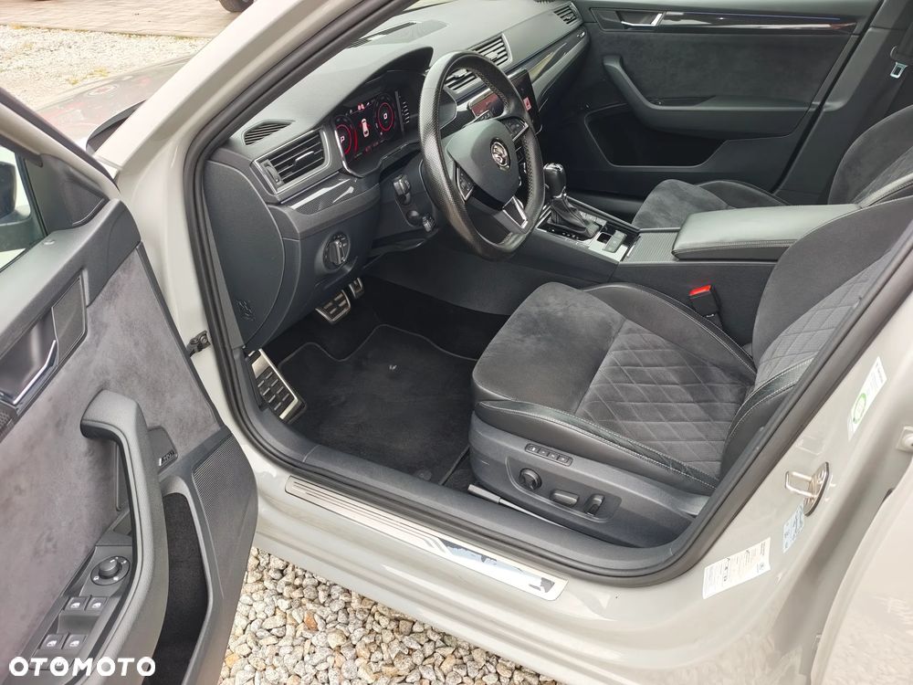 Skoda Superb 2.0 TSI 4x4 DSG Sportline - 9