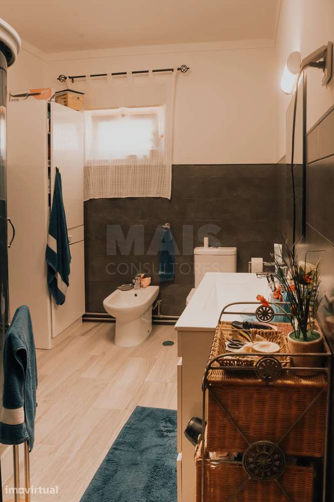 Apartamento T2 com Sótão, T1 na Cave e Potencial de Rentabilidade - Grande imagem: 5/19