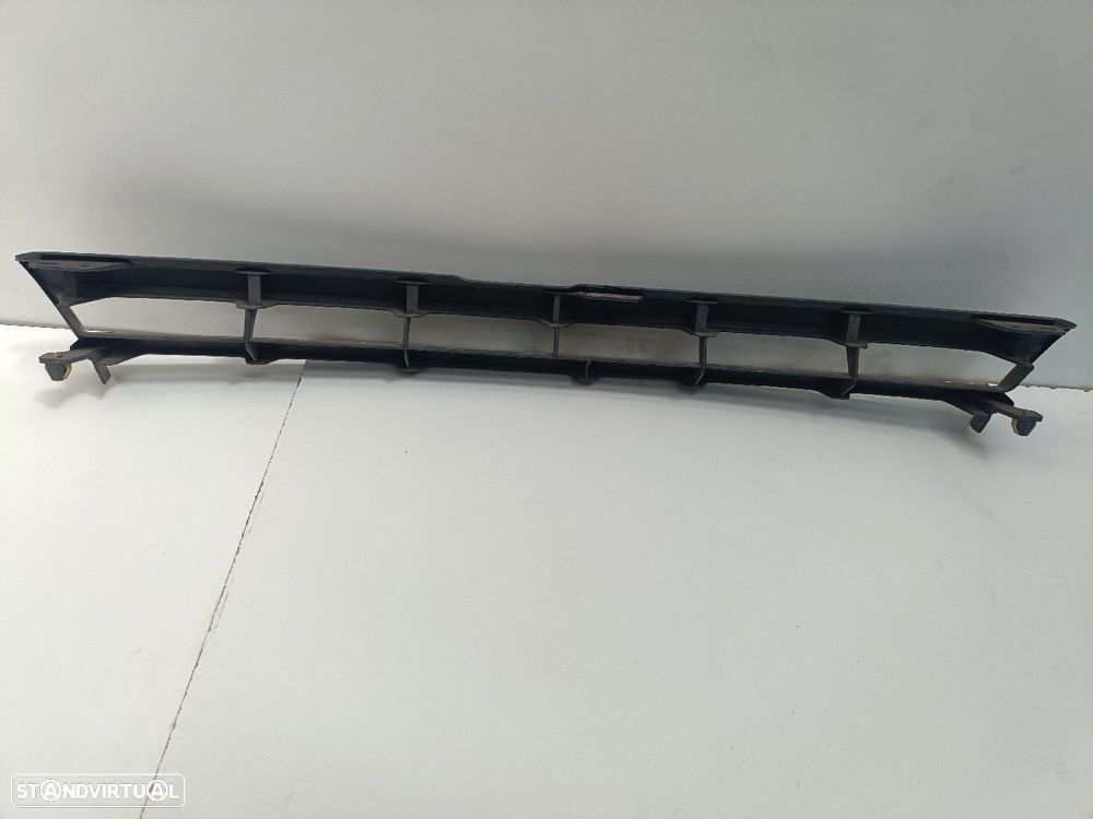 Grelha Frente / Frontal Toyota Hiace Iv Caixa (_H1_) - 2