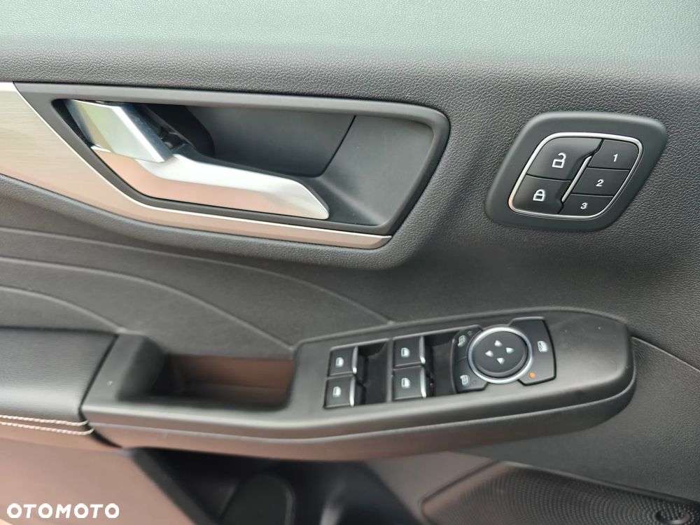 Ford Escape - 27