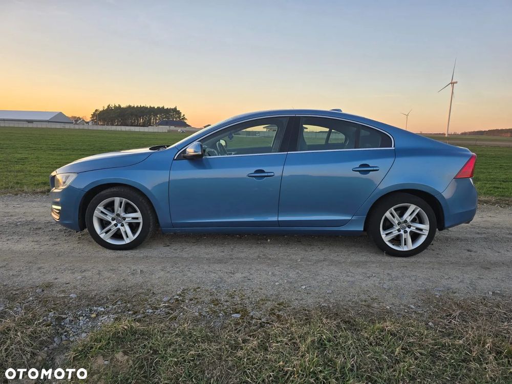 Volvo S60 D3 Momentum - 2