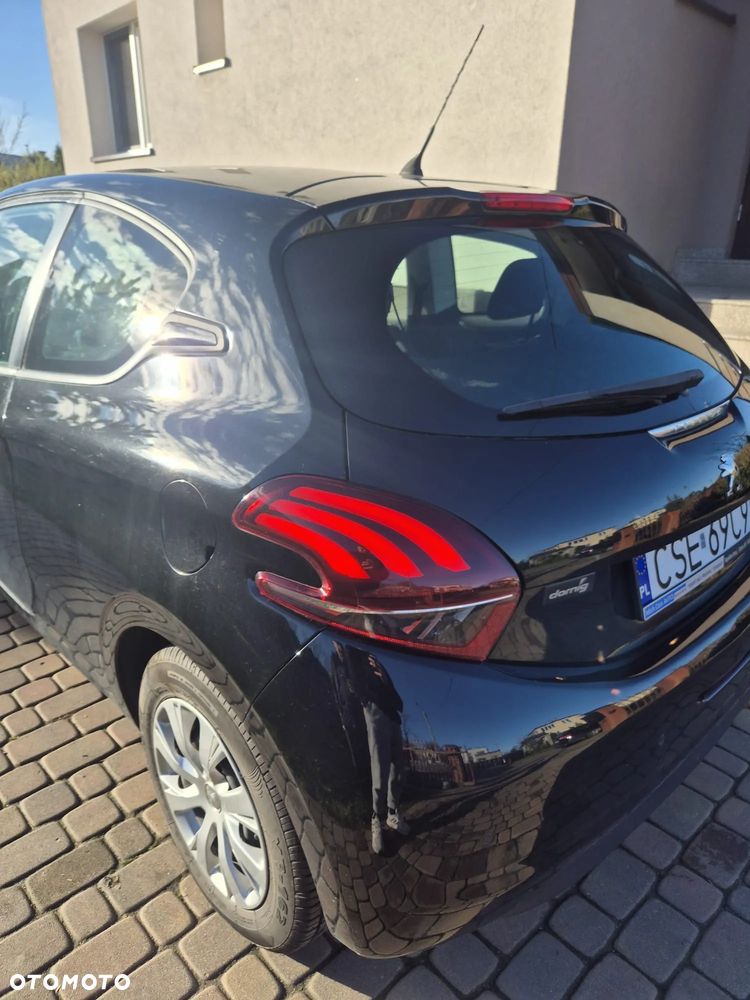 Peugeot 208 1.2 PureTech Active - 5