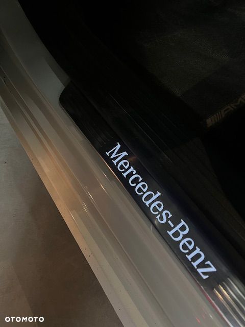Mercedes-Benz CLA 200 AMG Line - 26