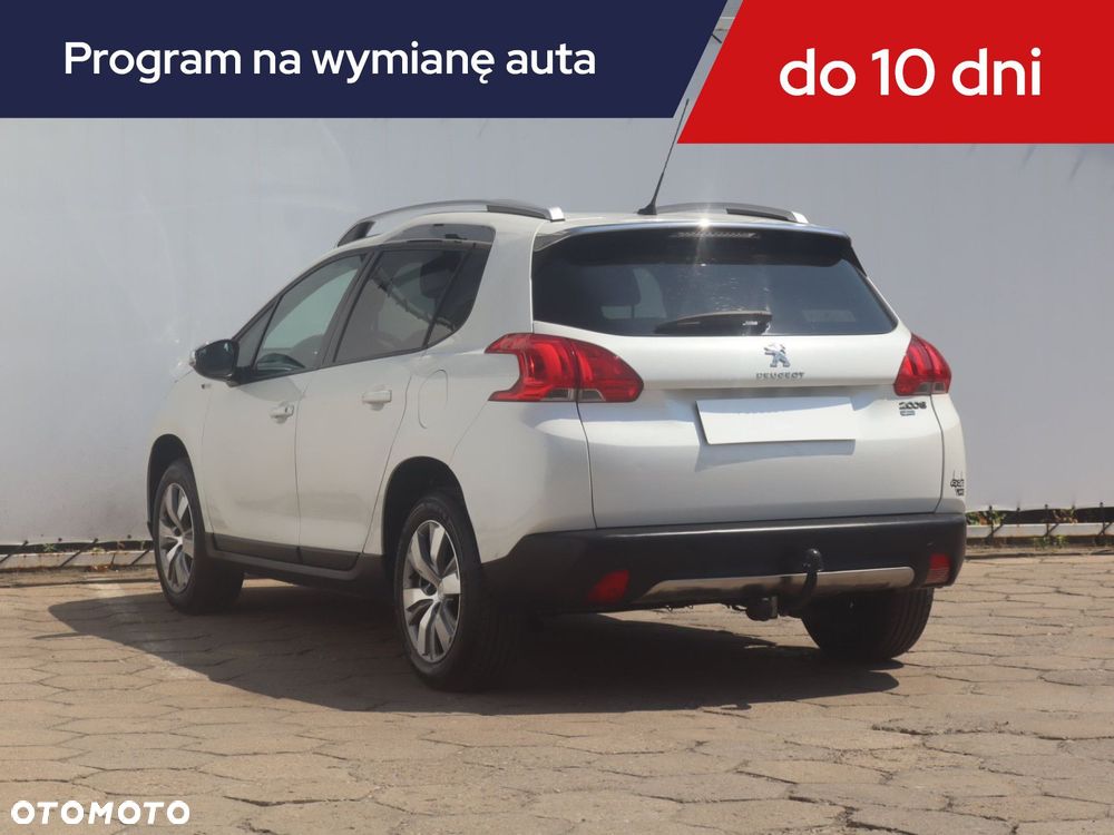 Peugeot 2008 - 6