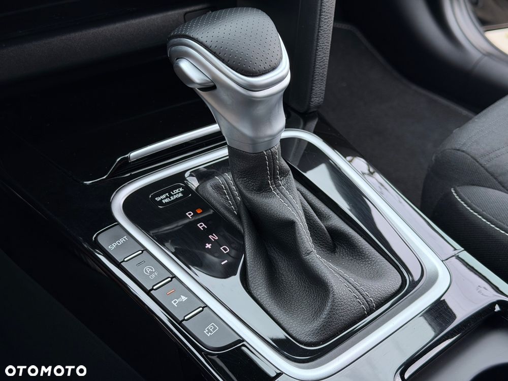 Kia ProCeed 1.5 T-GDI DCT7 OPF GT LINE - 30