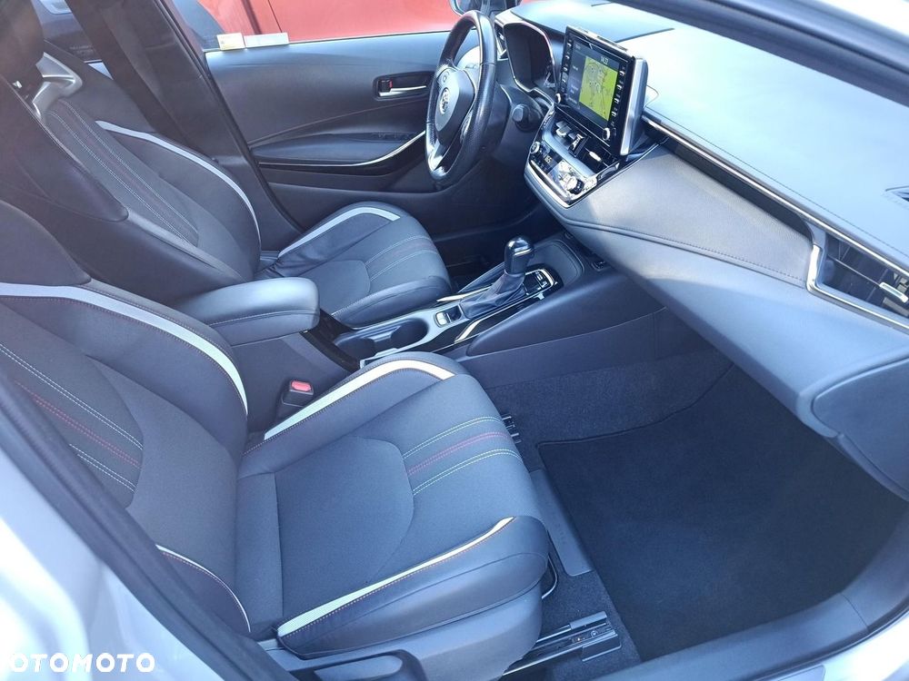 Toyota Corolla 1.8 Hybrid GR Sport - 11