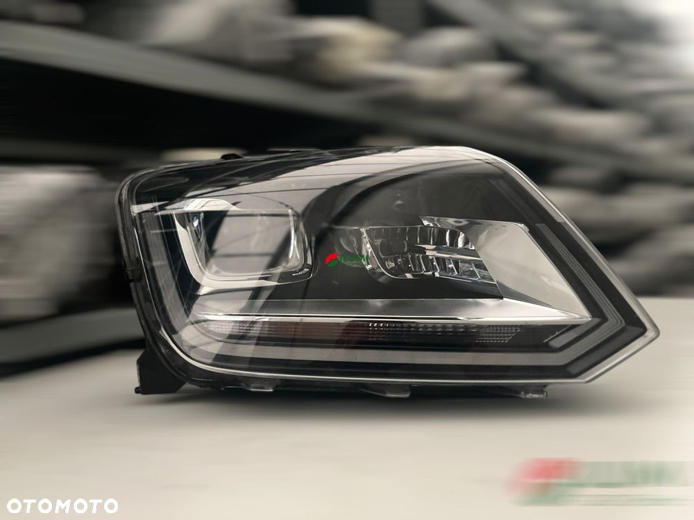 Reflektor VW Amarok Xenon 2h1941016 Prawy - 2