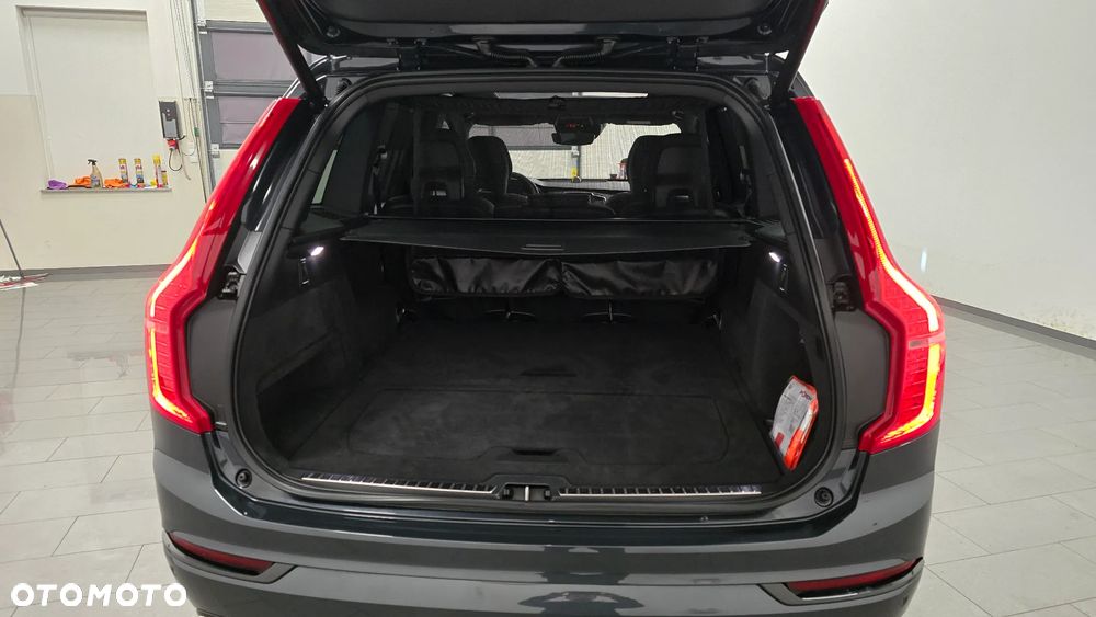 Volvo XC 90 B5 D AWD Plus Dark - 10