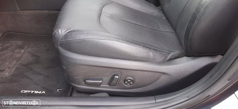 Kia Optima SW - 46