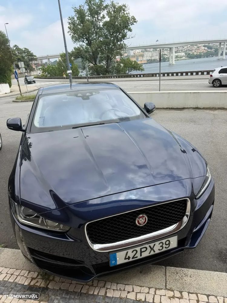 Jaguar XE 2.0 D Prestige Aut. - 8