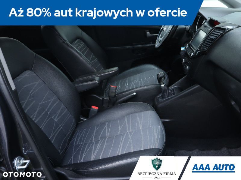 Kia Venga - 11