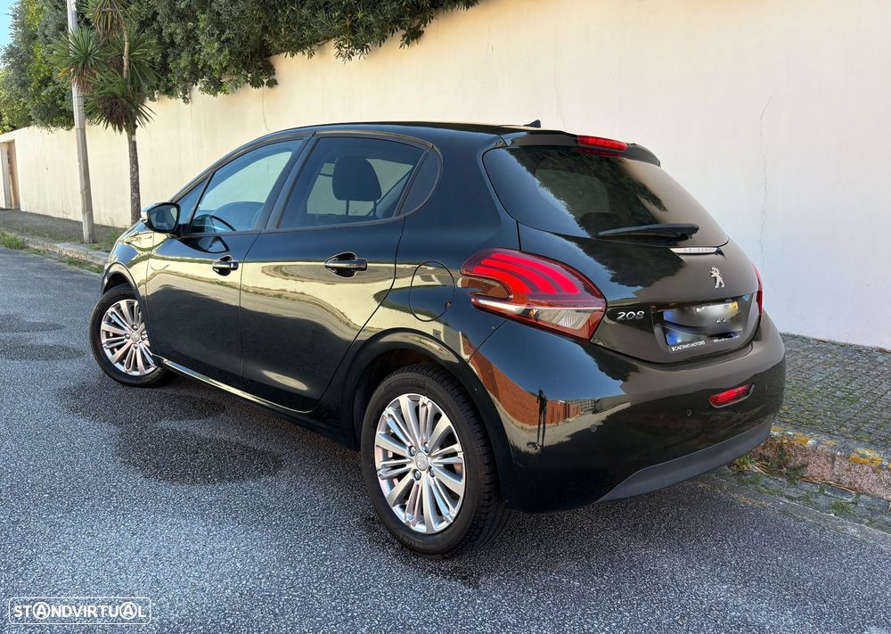 Peugeot 208 1.5 BlueHDi Signature - 2