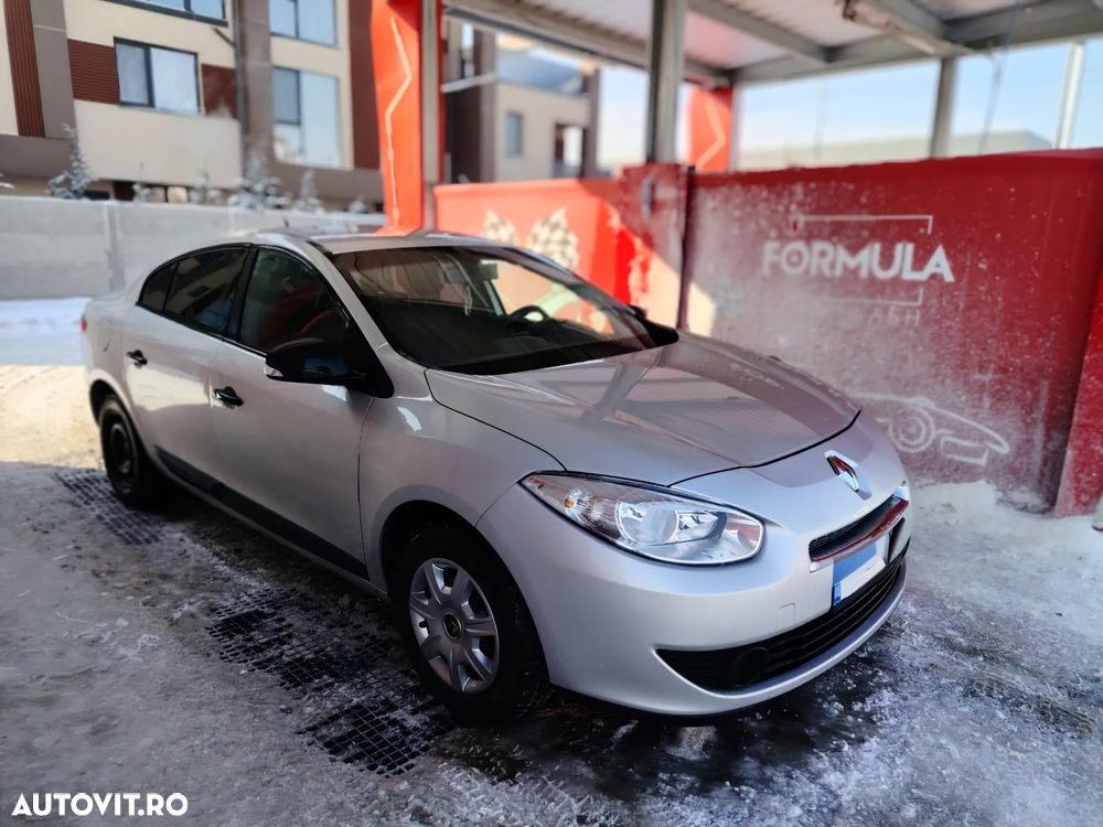 Renault Fluence 1.6 16V Authentique - 10