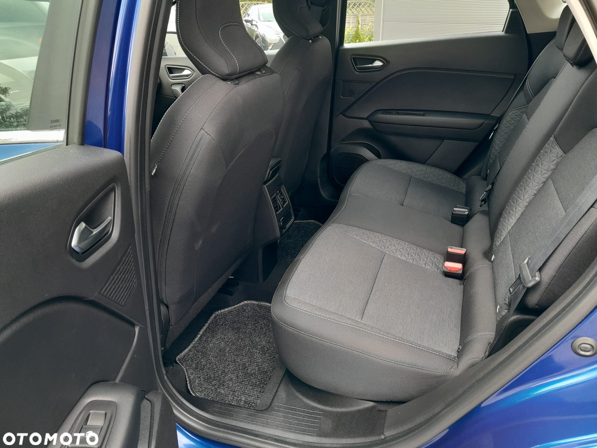 Renault Captur 1.3 TCe mHEV Intens EDC - 22