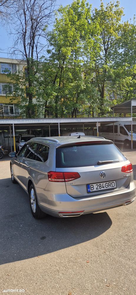 Volkswagen Passat - 6