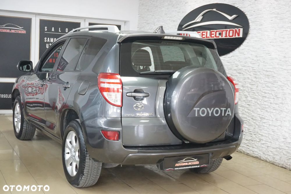 Toyota RAV4 2.2 D-4D 4x4 - 6