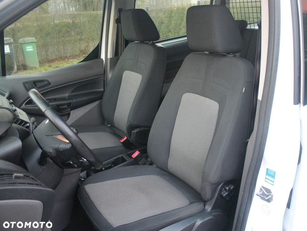 Ford Transit Connect - 28