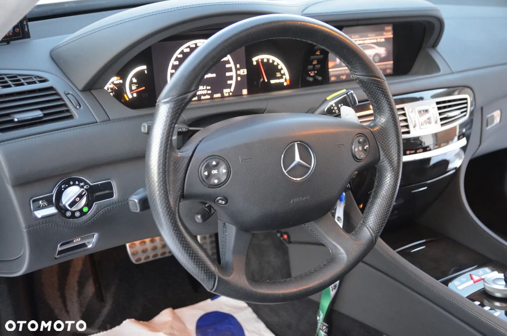 Mercedes-Benz CL 63 AMG - 25
