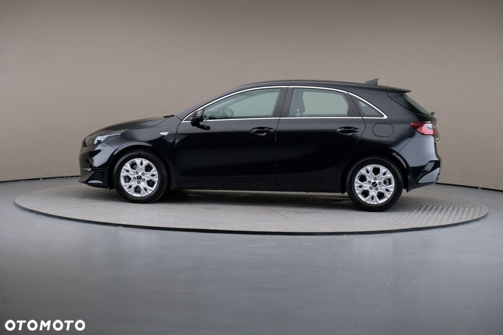 Kia Ceed - 4