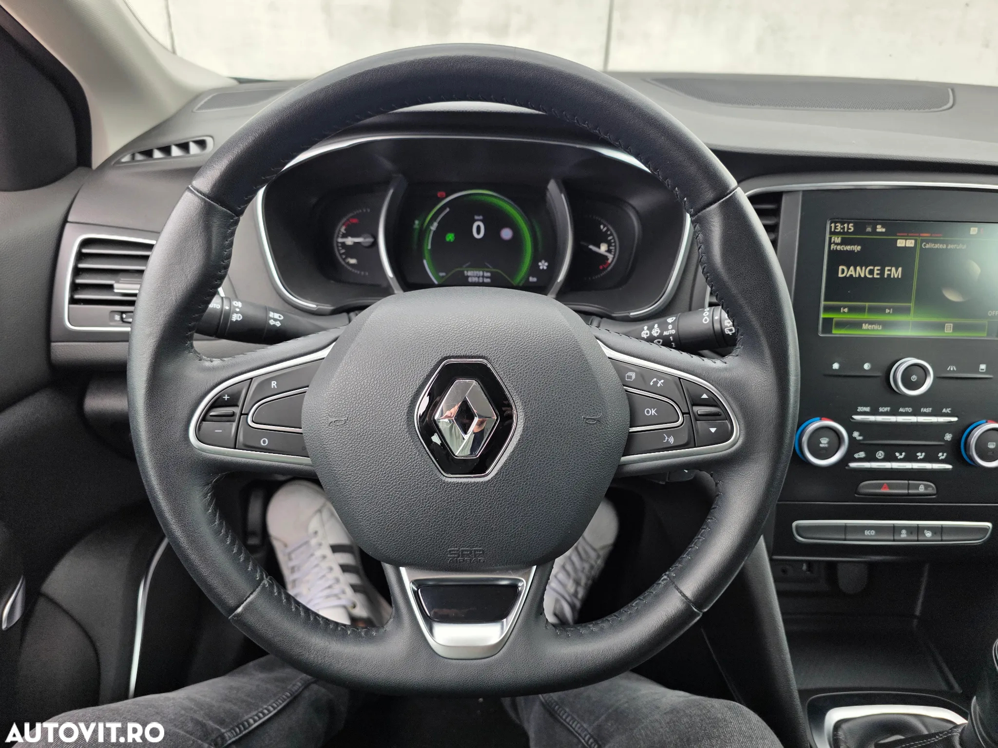 Renault Megane ENERGY TCe 130 INTENS - 14