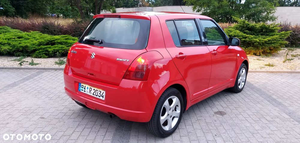 Suzuki Swift 1.3 Limited 25 - 26