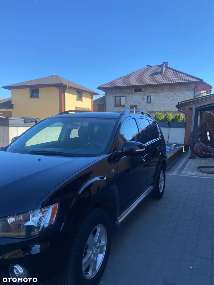 Mitsubishi Outlander 2.0 Intense + NAVI 2WD EU5 - 4
