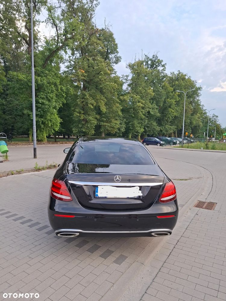 Mercedes-Benz Klasa E 200 9G-TRONIC - 18