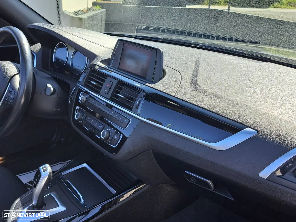 BMW 218 d Cabrio Line Sport Auto - 20